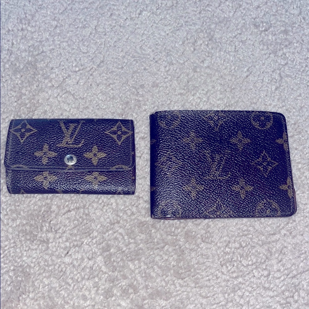 Authentic Louis Vuitton Monogram Key Holder and Wallet Set
